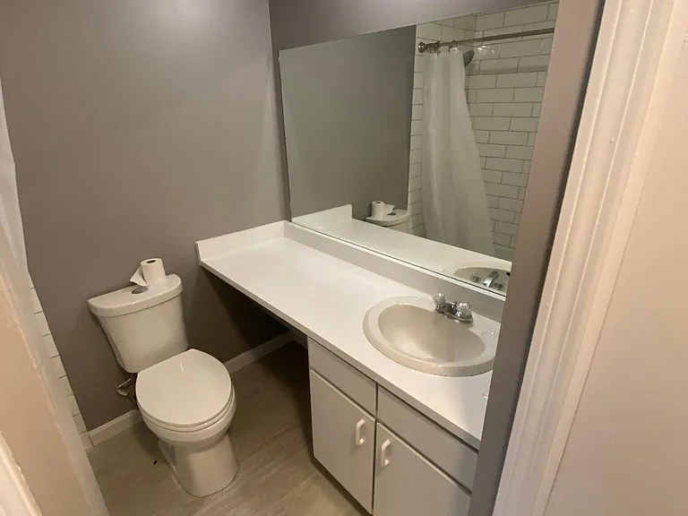 16 Adams Ct #16 — Photo 8