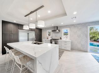 190 E Bay St, Costa Mesa, CA 92627