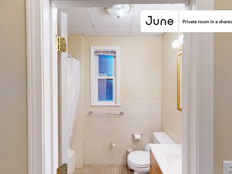 19 Berkshire St #A — Photo 8