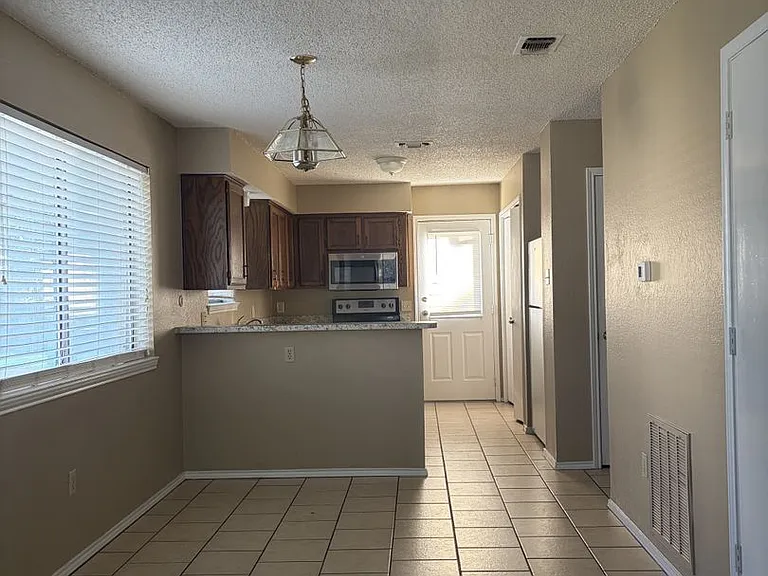 2530 Indigo Ln — Photo 19