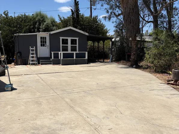27105 1/2 Jarvis St, Perris, CA 92570