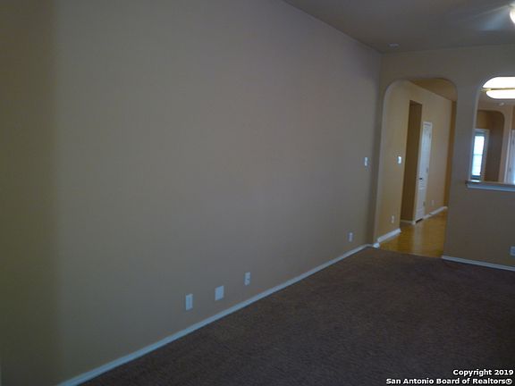 5th image of 3919 Nuttall Oak Dr