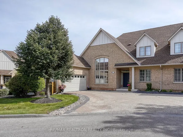 486 Falconwood Holw, Aurora, ON L4G 7M1