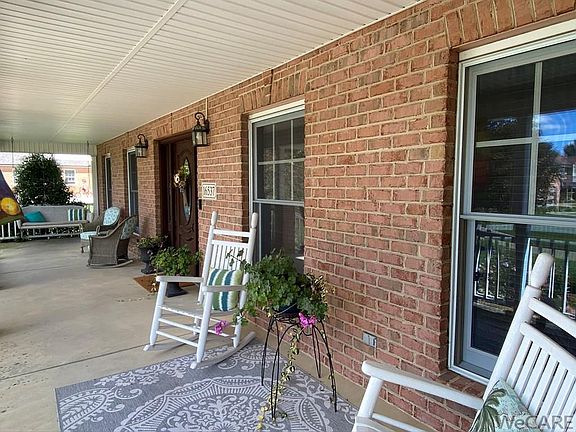 5th image of 16537 Maureen Dr