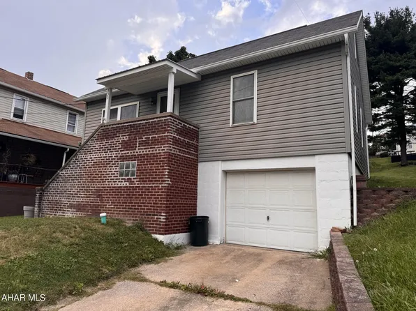 533 Philadelphia Ave, Northern Cambria, PA 15714