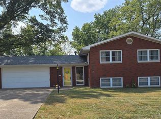 118 Pamela Dr, Belleville, IL 62223