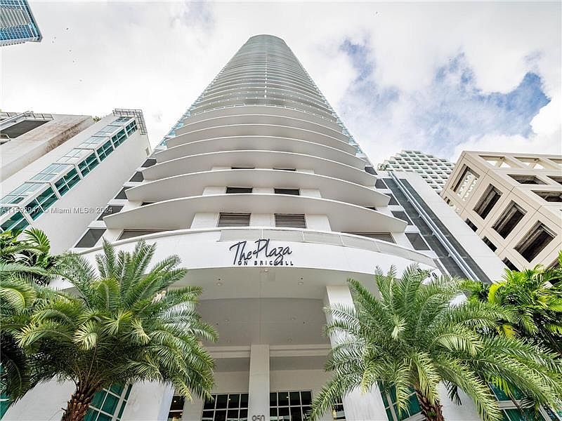 1st image of 950 Brickell Bay Dr APT 4104