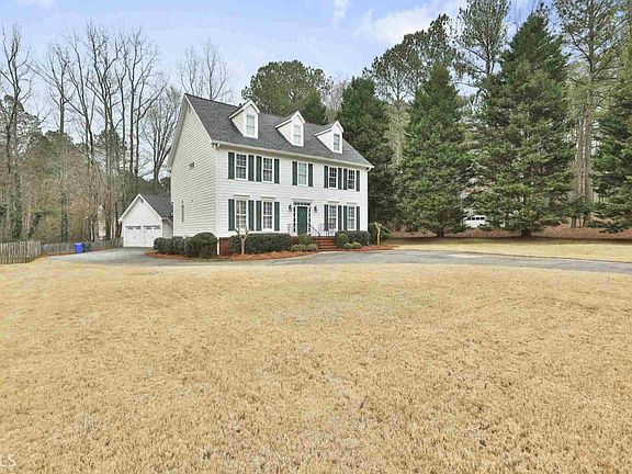 2nd image of 280 Wyngate Cir