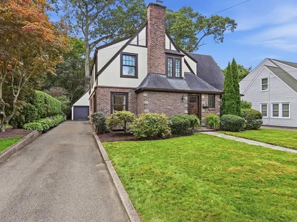 131 Wenonah Rd, Longmeadow, MA 01106