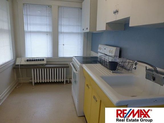 4th image of 724 N 50th St APT 1