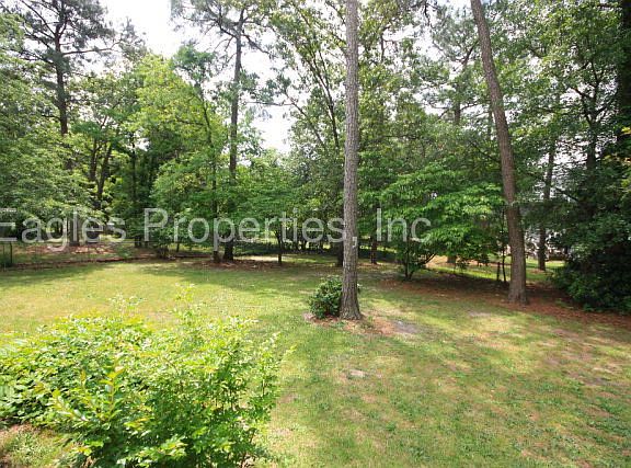 2nd image of 209 Maplewood Dr