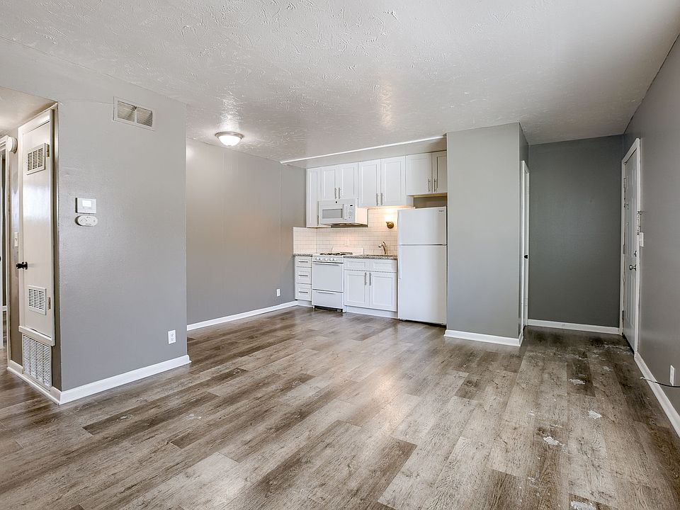 1st image of 1015 N 47th Ave APT 8