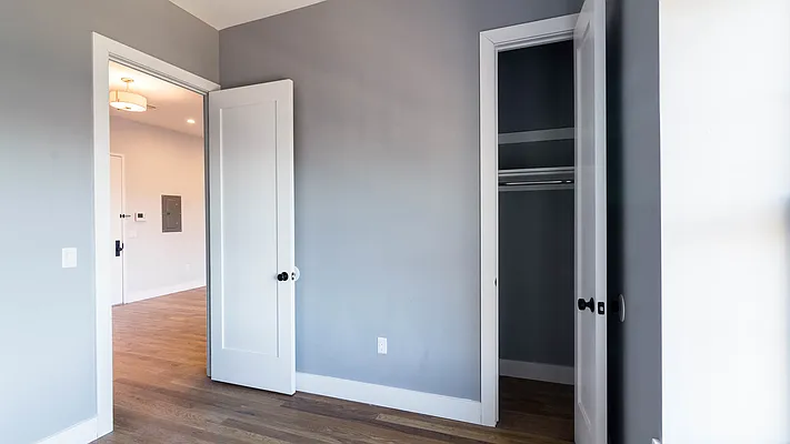 Rented by Nooklyn NYC LLC | media 19