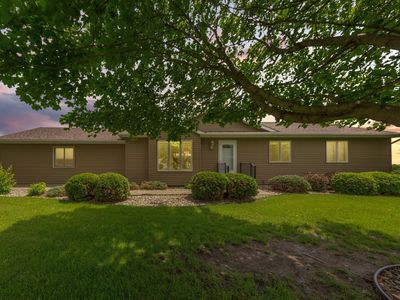 900 11th Ave SE, Waseca, MN, 56093