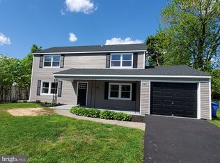 40 Heath Ln, Willingboro, NJ 08046