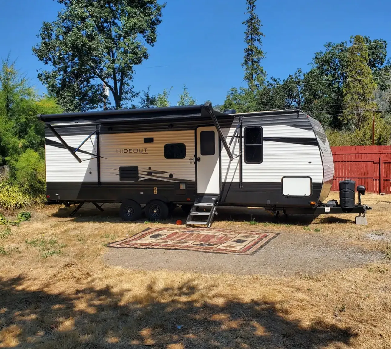 1 bed, $1,000 — Photo 1