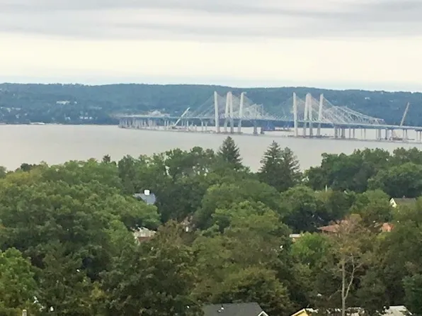 40 Village Gate Way, Nyack, NY 10960