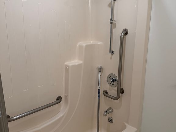 2nd image of 79 High St #1B