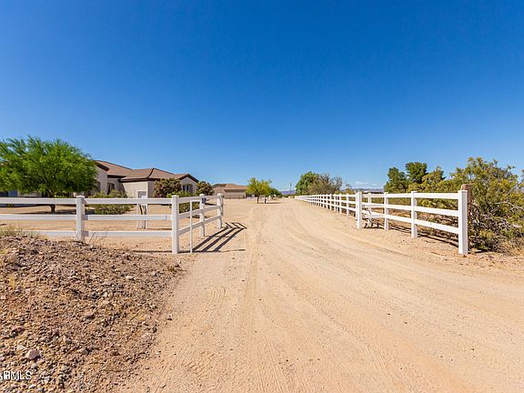 3rd image of 30616 N 228TH Avenue