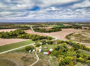 27353 Hessdale Rd, Alma, KS 66401