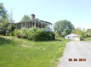 755 Tyree Rd, Paducah, KY 42003