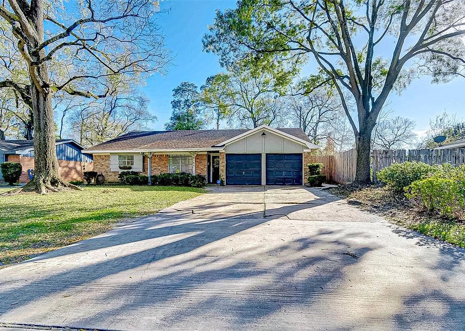 1st image of 14146 Woodforest Blvd
