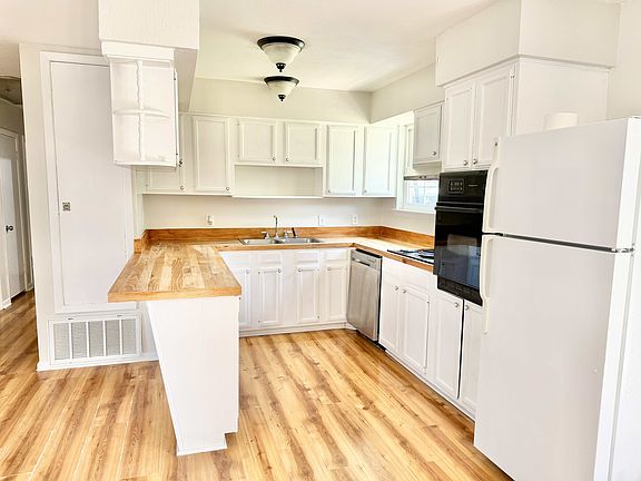 4th image of 6937 N Rothmer Dr