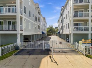 2301 Page Harbor Lndg APT 205, Virginia Beach, VA 23451