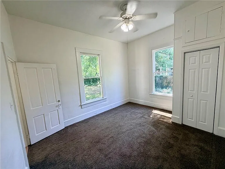 410 E Park Ave — Photo 11