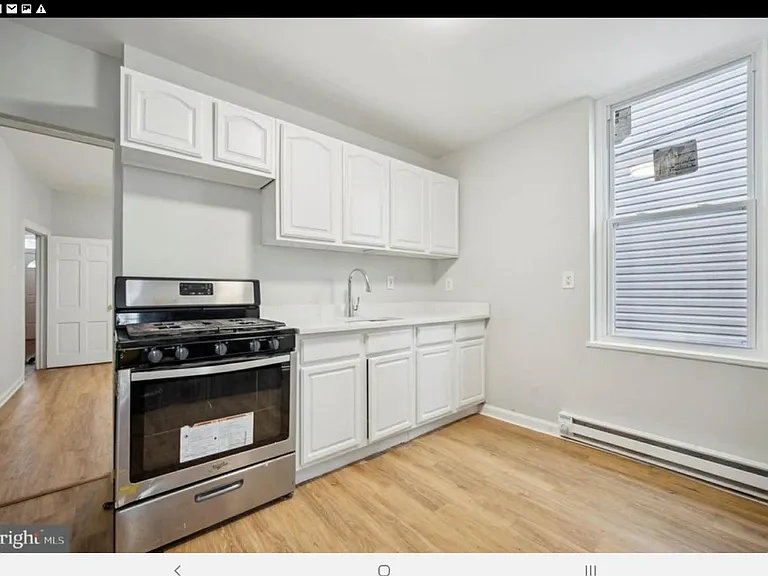 627 George St #1 — Photo 8