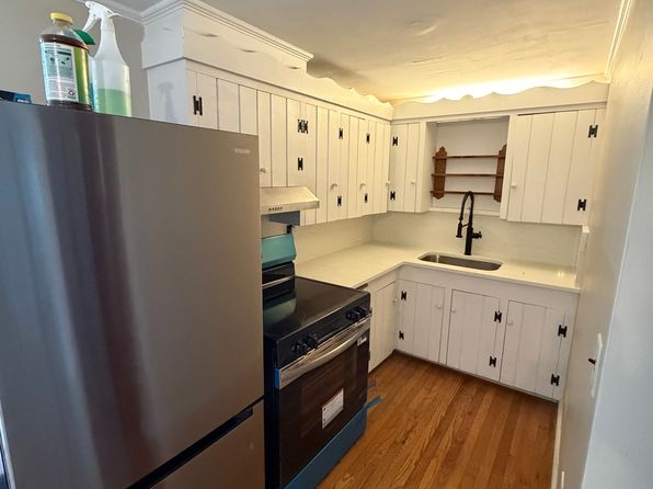 13 Jarves St #10