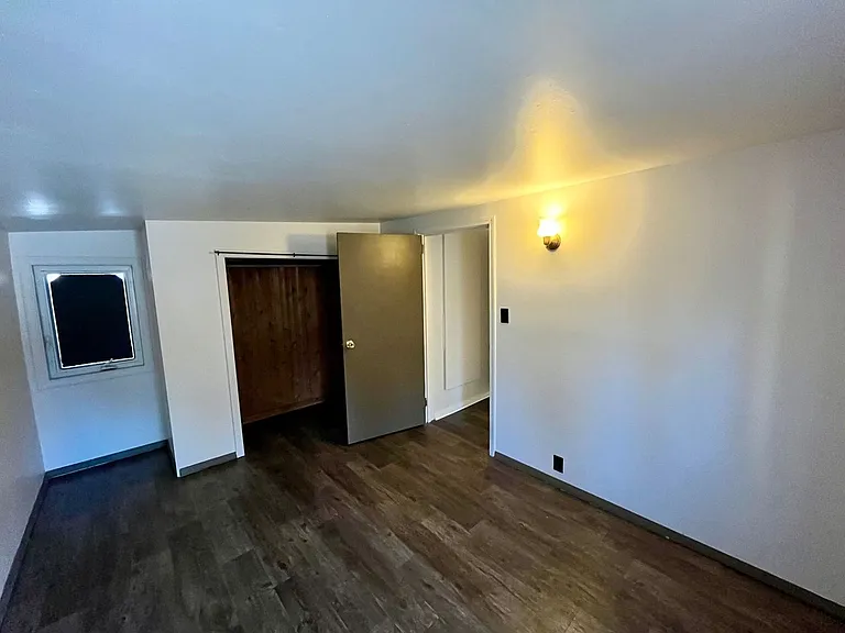 4714 Highway 17 N — Photo 10