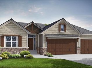 310 E Oak St, Lone Jack, MO 64070