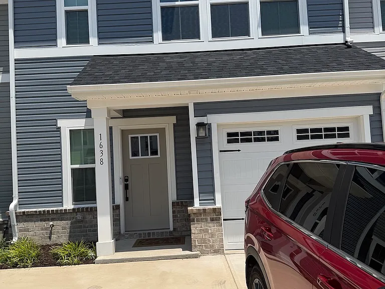 1638 Respect St NW #1638 — Photo 1