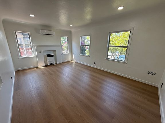 4th image of 6052 Bright Ave #1