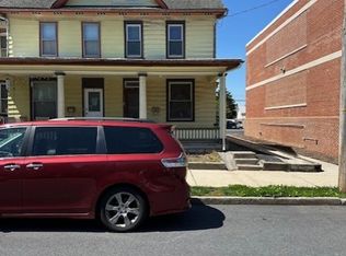 27 N Chestnut St, Palmyra, PA 17078