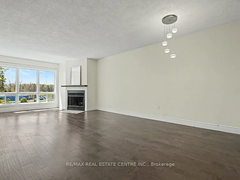 15 Hofstetter Ave #313 — Photo 8