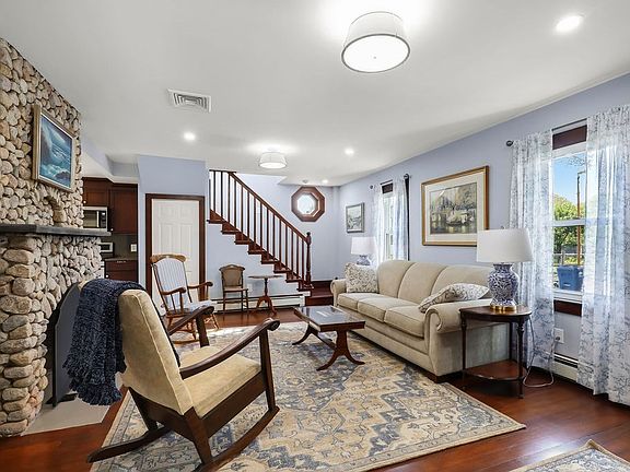 4th image of 47 Nanumett St