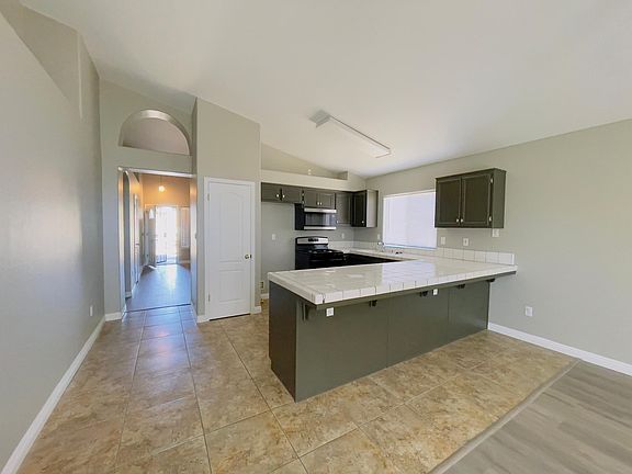 3rd image of 3406 Pecos Dr