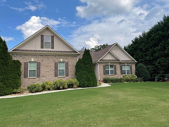 2nd image of 519 Huntleigh Dr