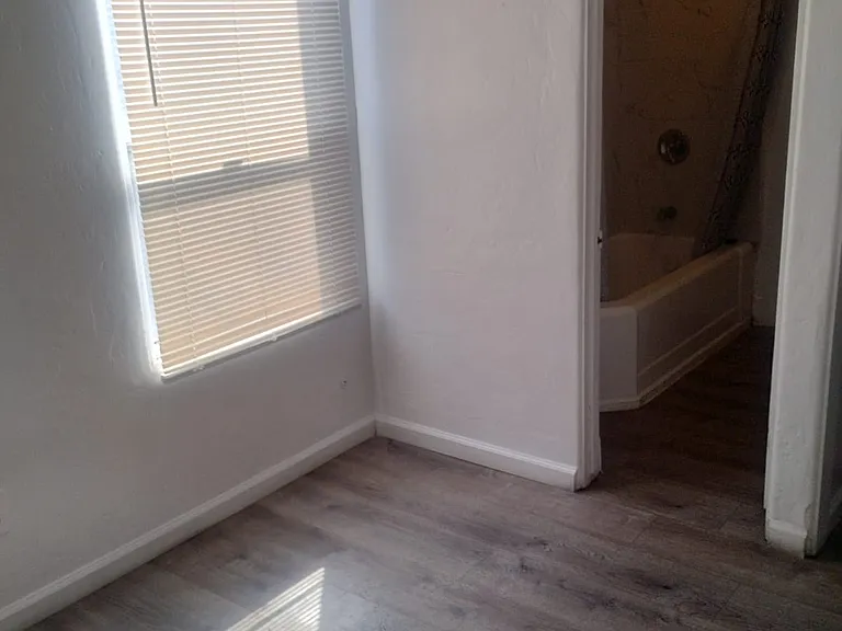3672 Main St — Photo 11