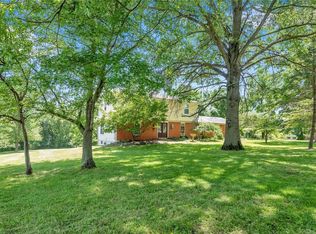 56 Rayfield Dr, Saint Charles, MO 63304