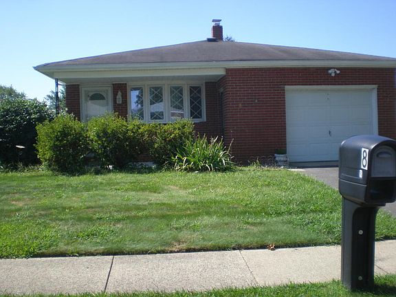 2nd image of 8 Salerno Ct