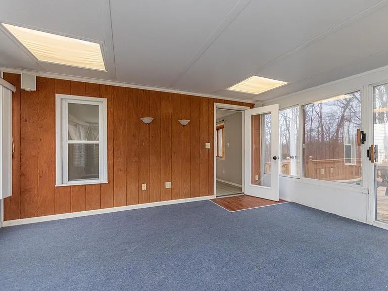 8752 S Spring Valley Park Dr — Photo 23