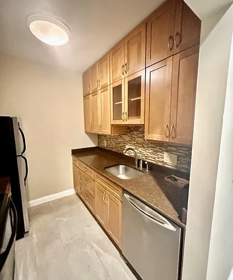 10 Harris St #4 — Photo 5