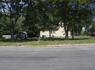 817 Wolf St, Schulenburg, TX 78956