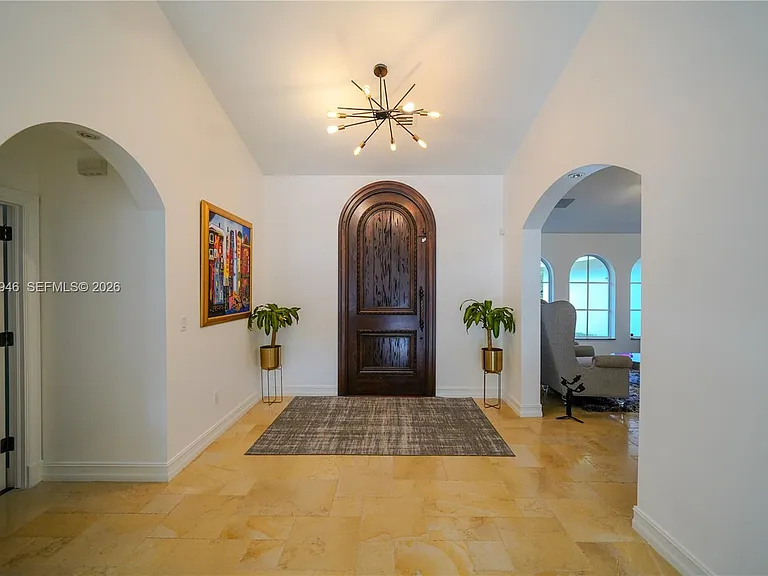 8134 Twin Lake Dr — Photo 9