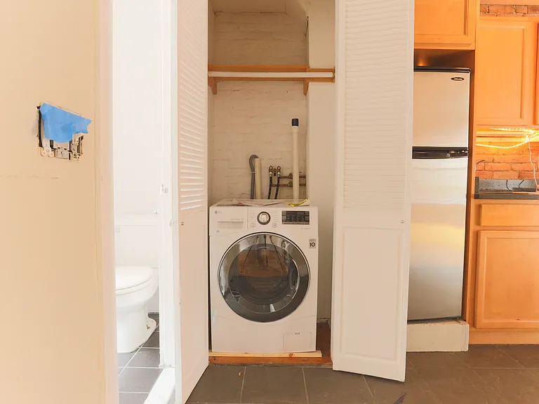 33 Gray St #2 — Photo 21