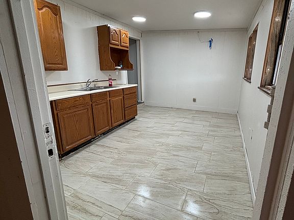 Different view of kitchen.