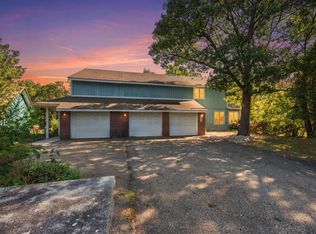 8031 Tierneys Woods Curv, Bloomington, MN 55438
